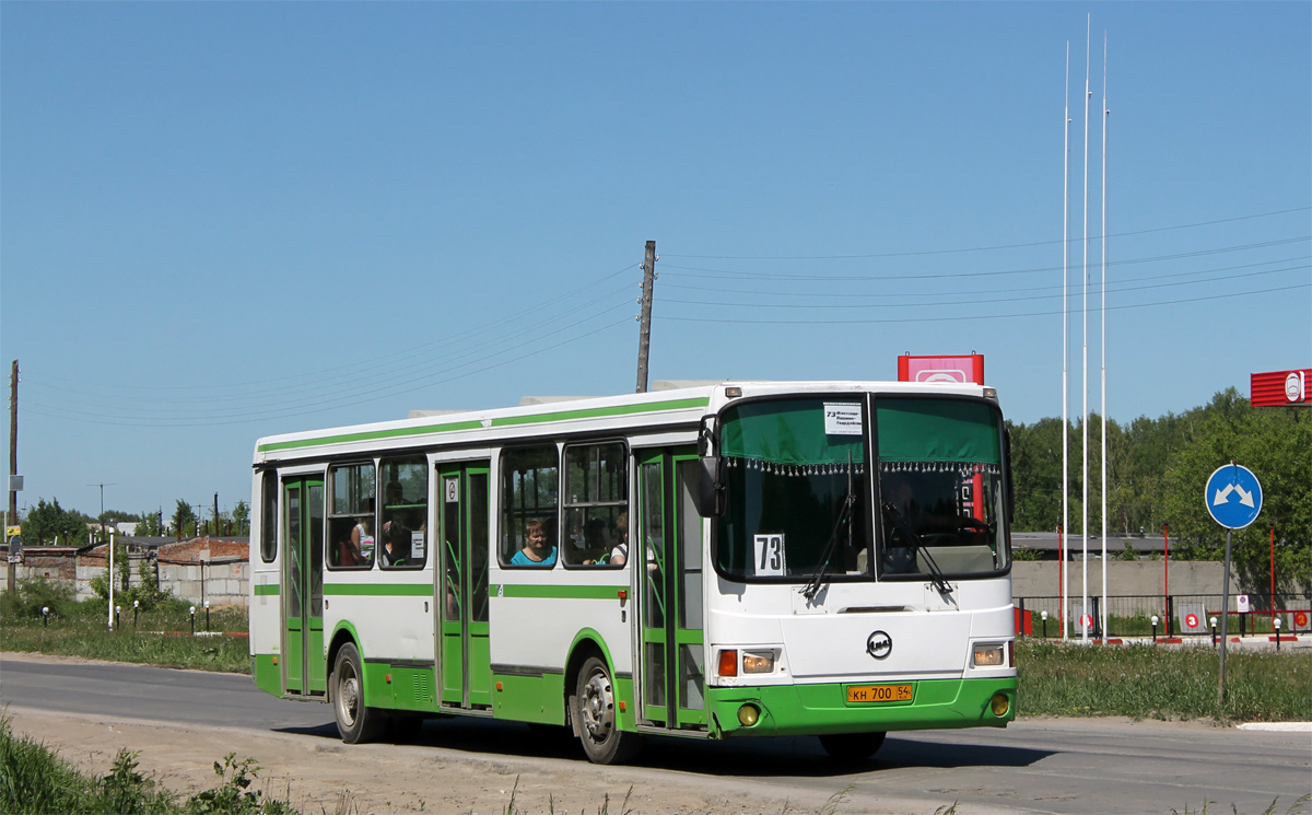 54 автобус новосибирск. Автобус 42 Новосибирск Пашино. Автобус 73 ЛИАЗ Новосибирск Пашино. Автобус 73 ЛИАЗ Новосибирск Башино. Автобус 42 Новосибирск Пашино ПАЗ.