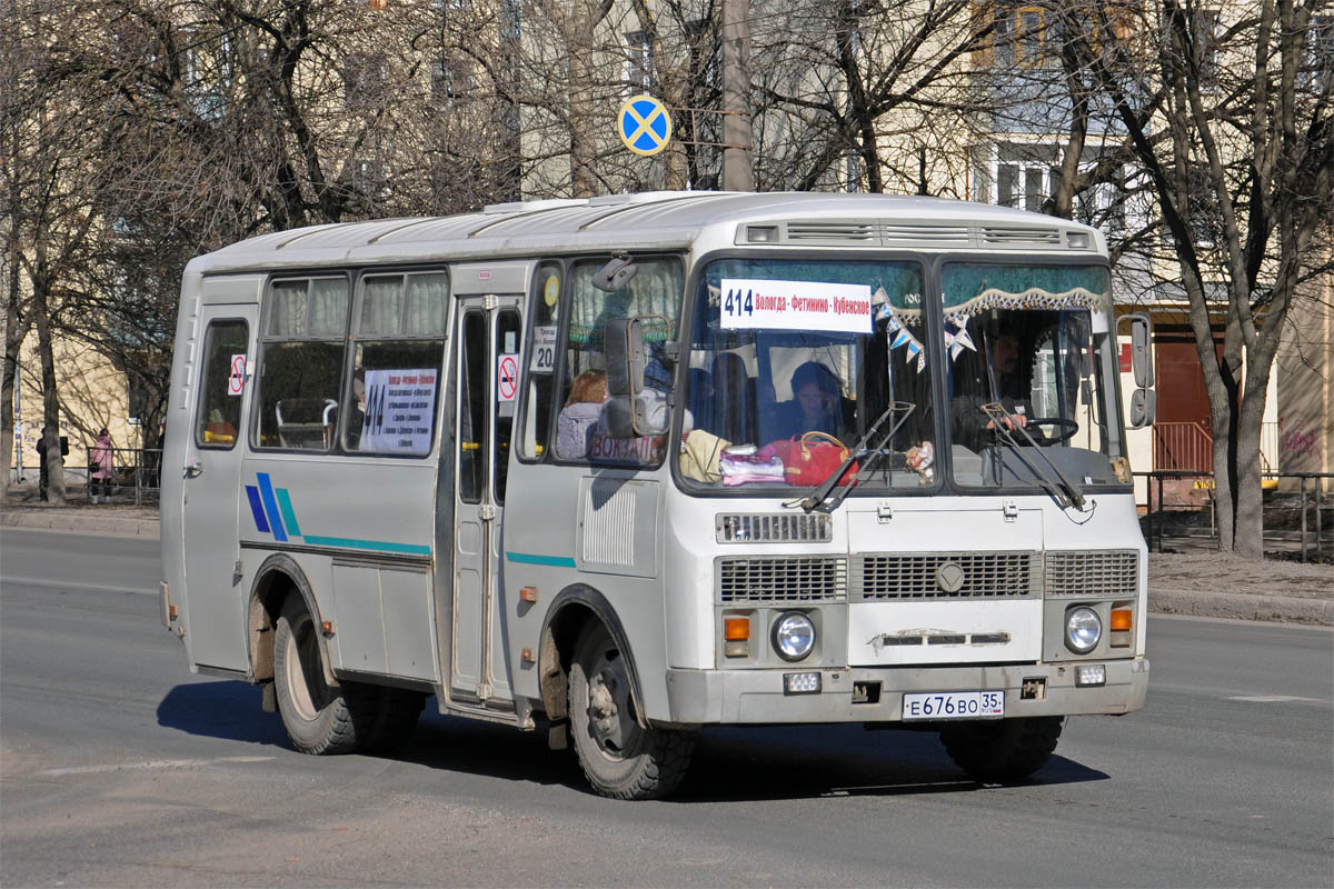 Вологодская область, ПАЗ-32053 № Е 676 ВО 35