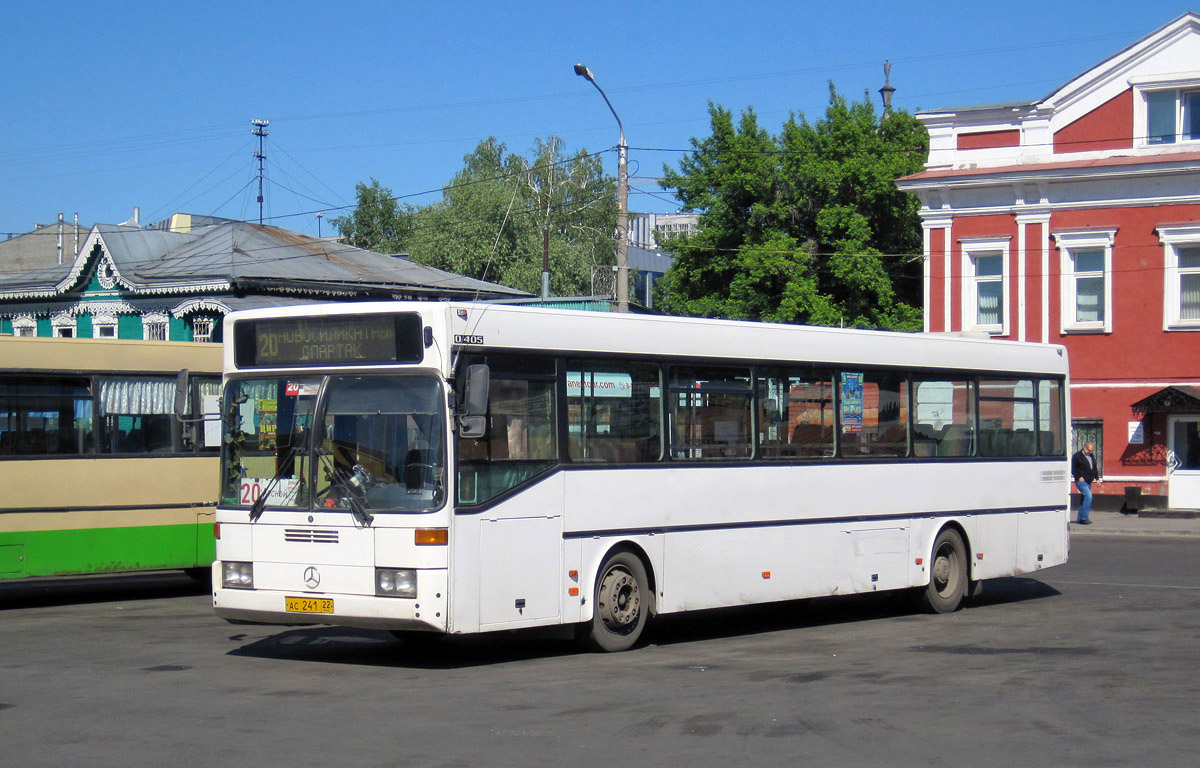 Алтайский край, Mercedes-Benz O405 (France) № АС 241 22