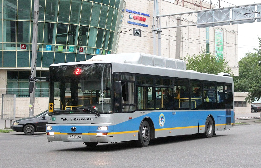 Алматы, Yutong ZK6120HGM № 046