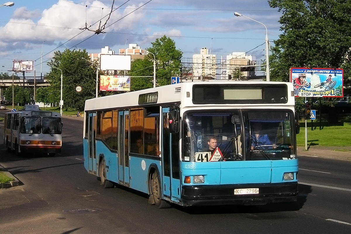 Minsk, MAZ-103.002 # 013196