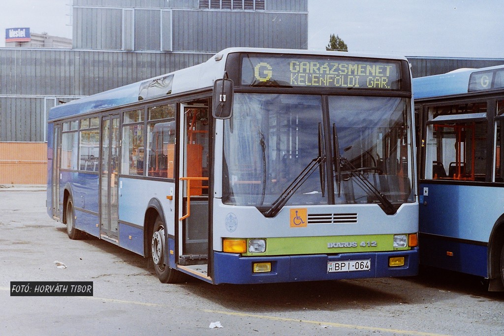 Венгрия, Ikarus 412.10A № 10-64