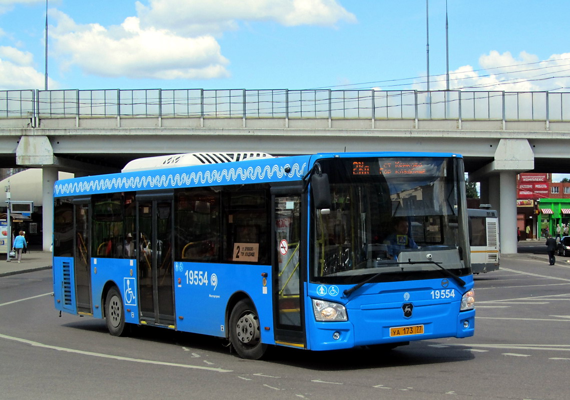 Moskau, LiAZ-4292.60 (1-2-1) Nr. 19554