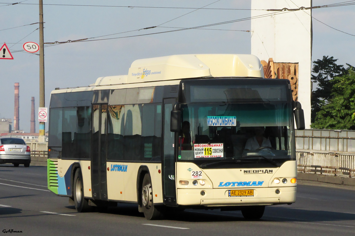 Dnepropetrovsk region, Neoplan PD4 N4416Ü CNG Centroliner Nr. 282