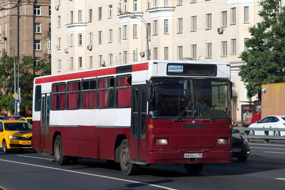 Москва, Mercedes-Benz O325 № В 845 НС 199