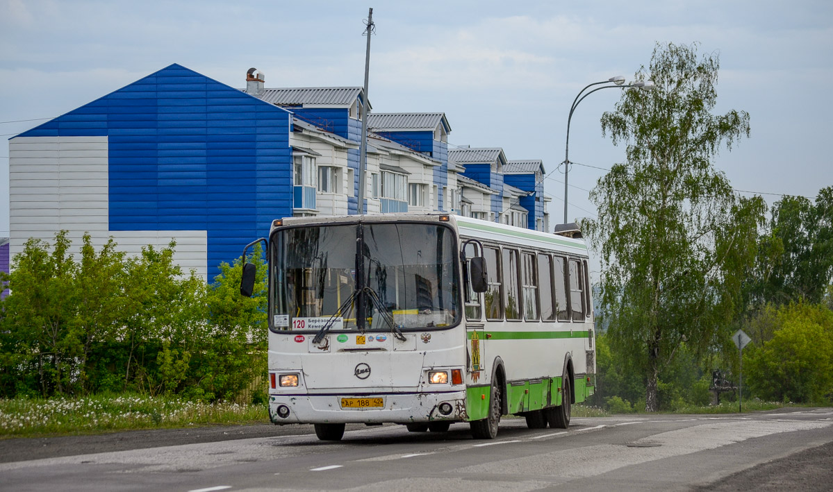 Кемеровская область - Кузбасс, ЛиАЗ-5256.36-01 № 42