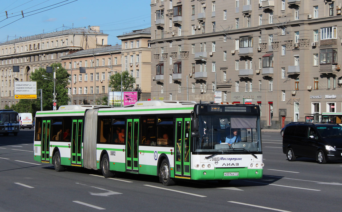 Москва, ЛиАЗ-6213.22-01 № 08802