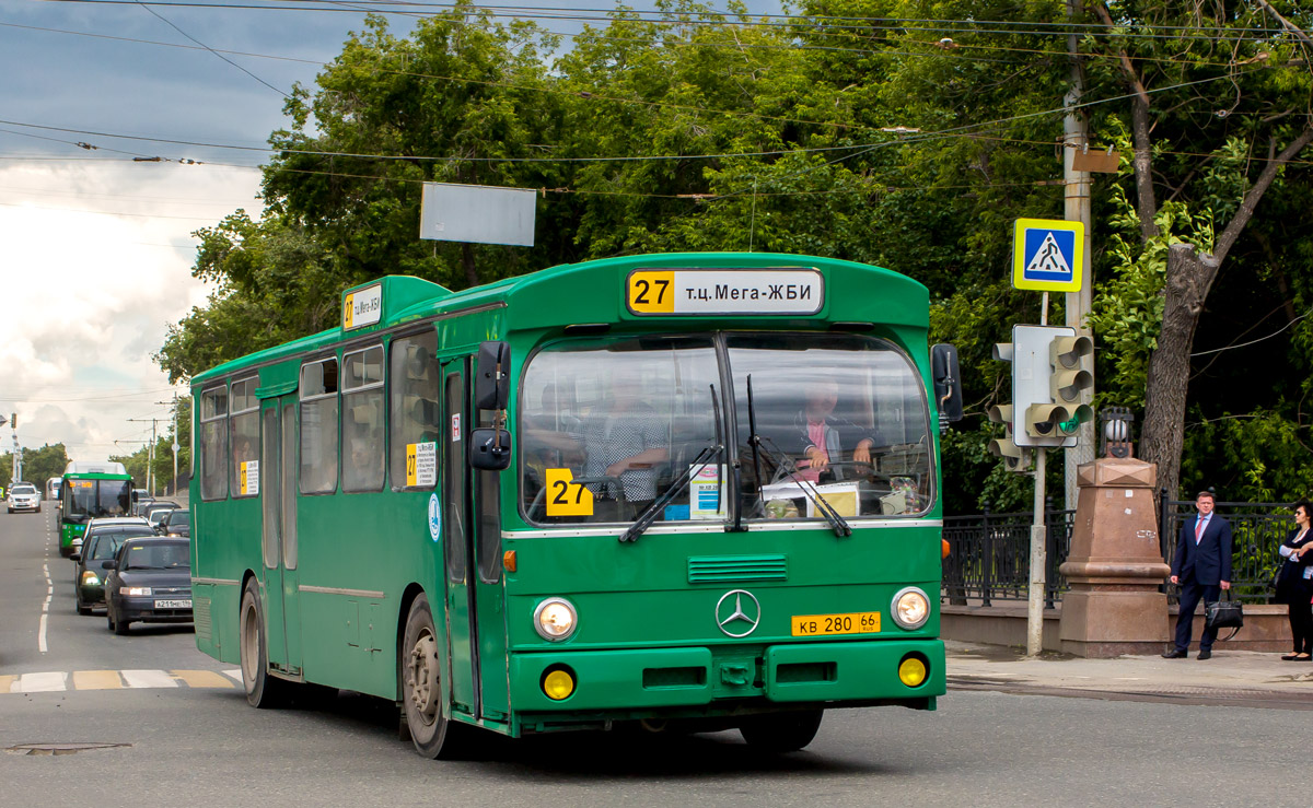 Свердловская область, Mercedes-Benz O305 № КВ 280 66