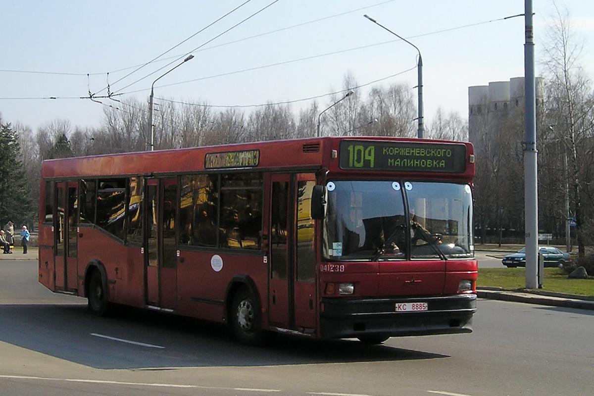 Minsk, MAZ-104.031 č. 041238