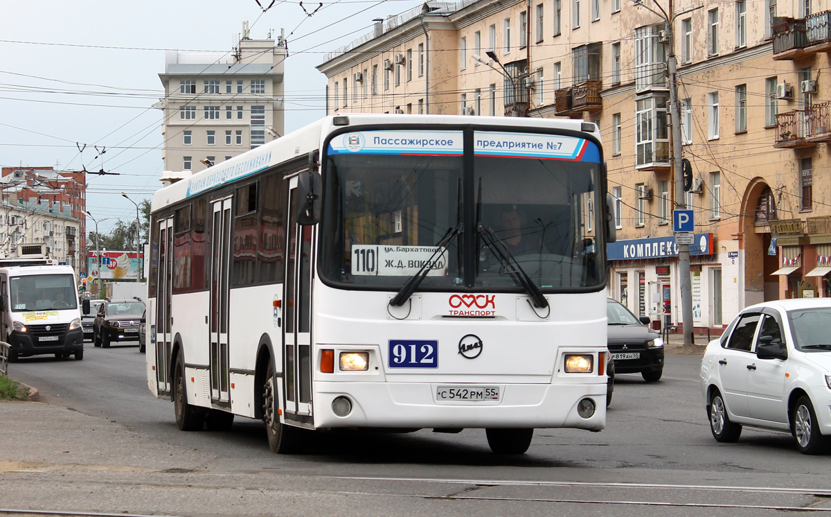 Омская область, ЛиАЗ-5256.53 № 912