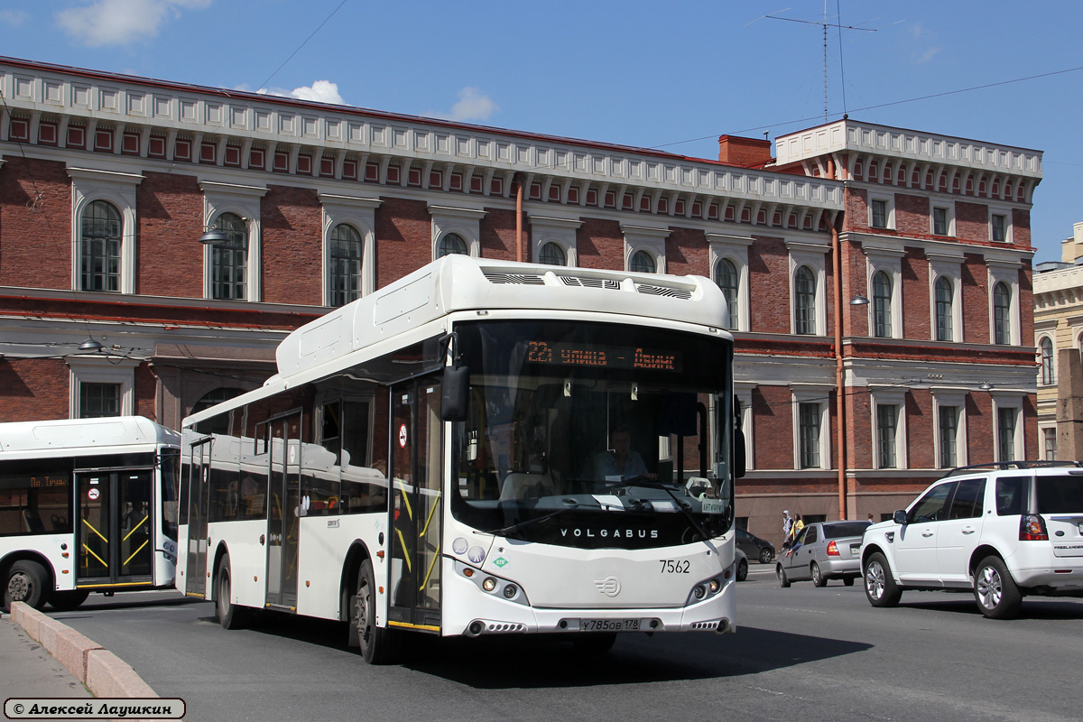 Санкт-Петербург, Volgabus-5270.G2 (CNG) № 7562