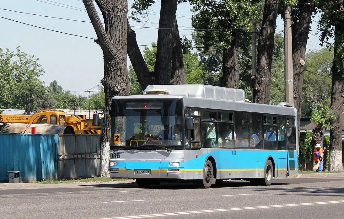 Алматы, Yutong ZK6120HGM № 035