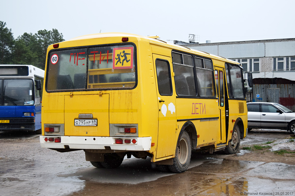 Тверская область, ПАЗ-32053-70 № О 795 НР 69