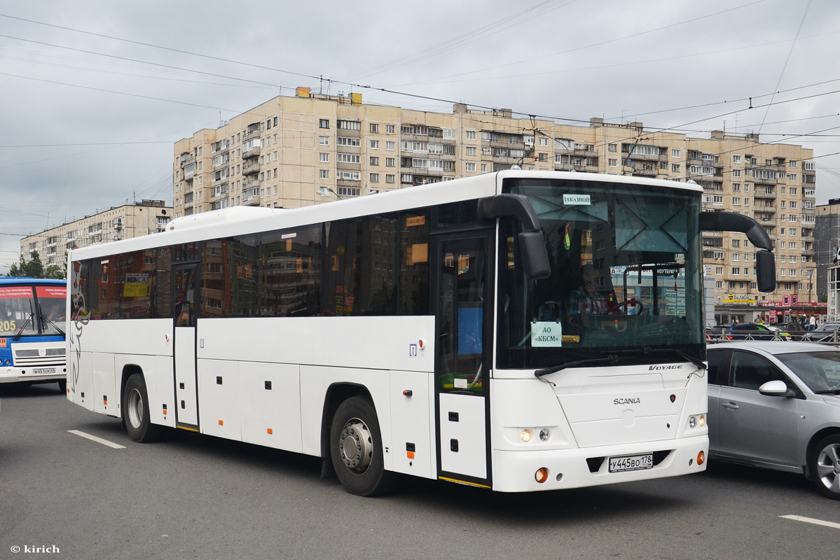 Sankt Petersburg, LiAZ-525110-10 Nr У 445 ВО 178