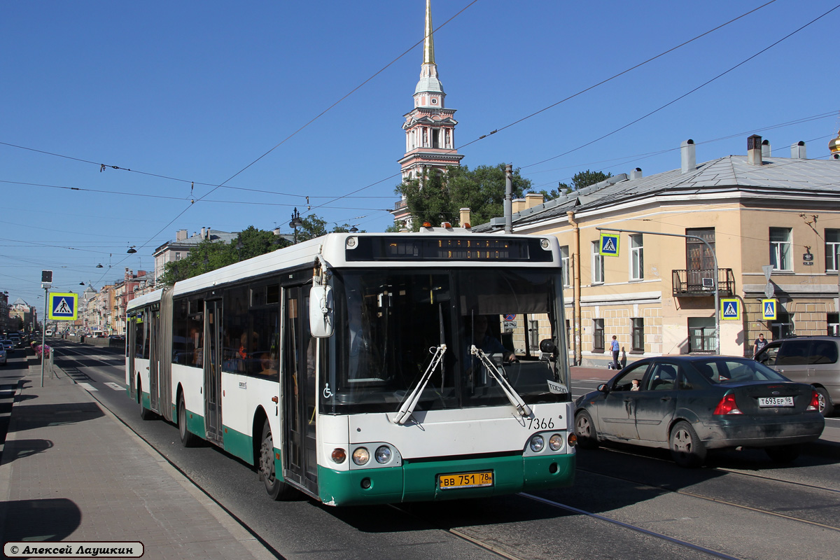 Sankt Petersburg, LiAZ-6213.20 Nr. 7366