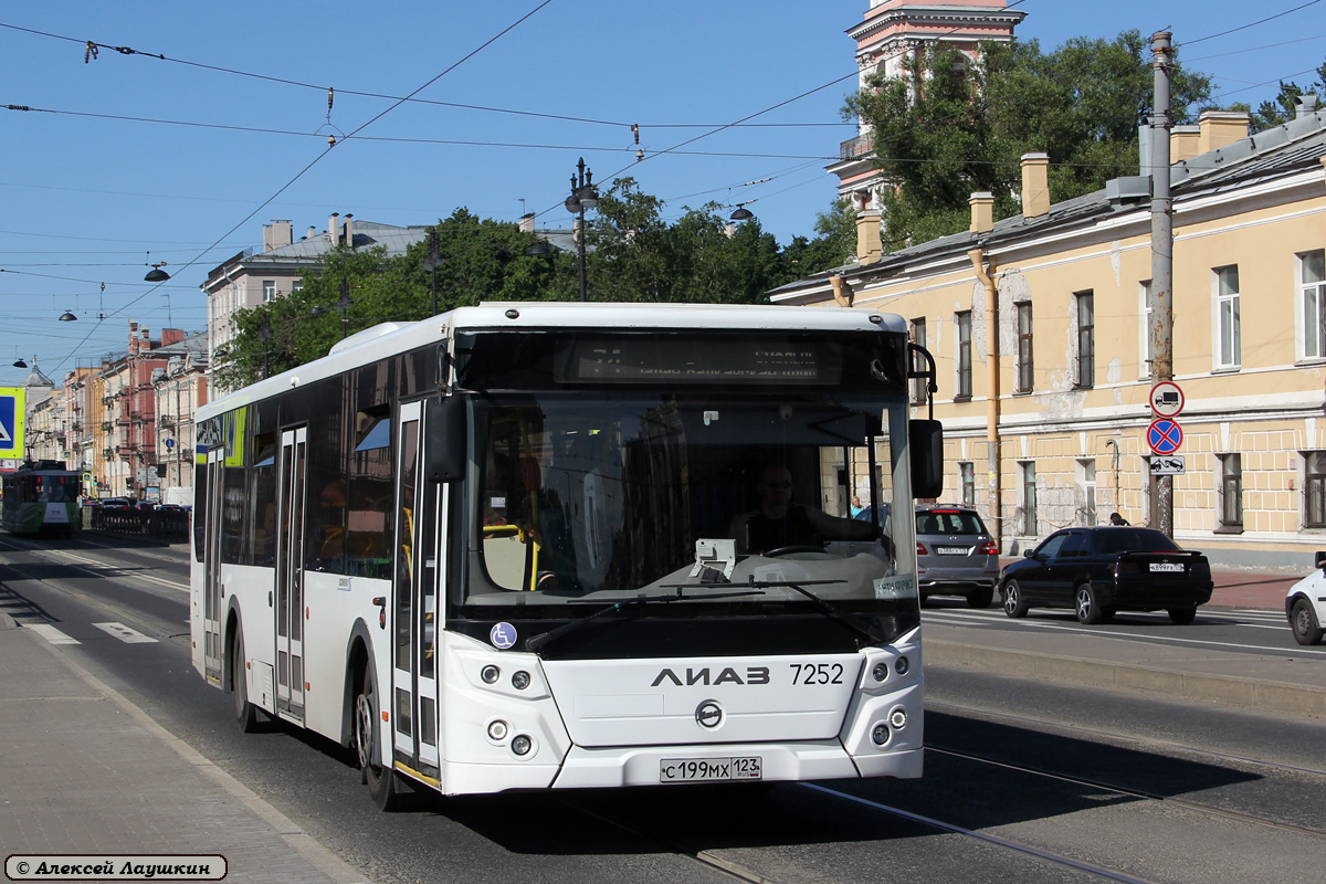 Санкт-Петербург, ЛиАЗ-5292.30 № 7252