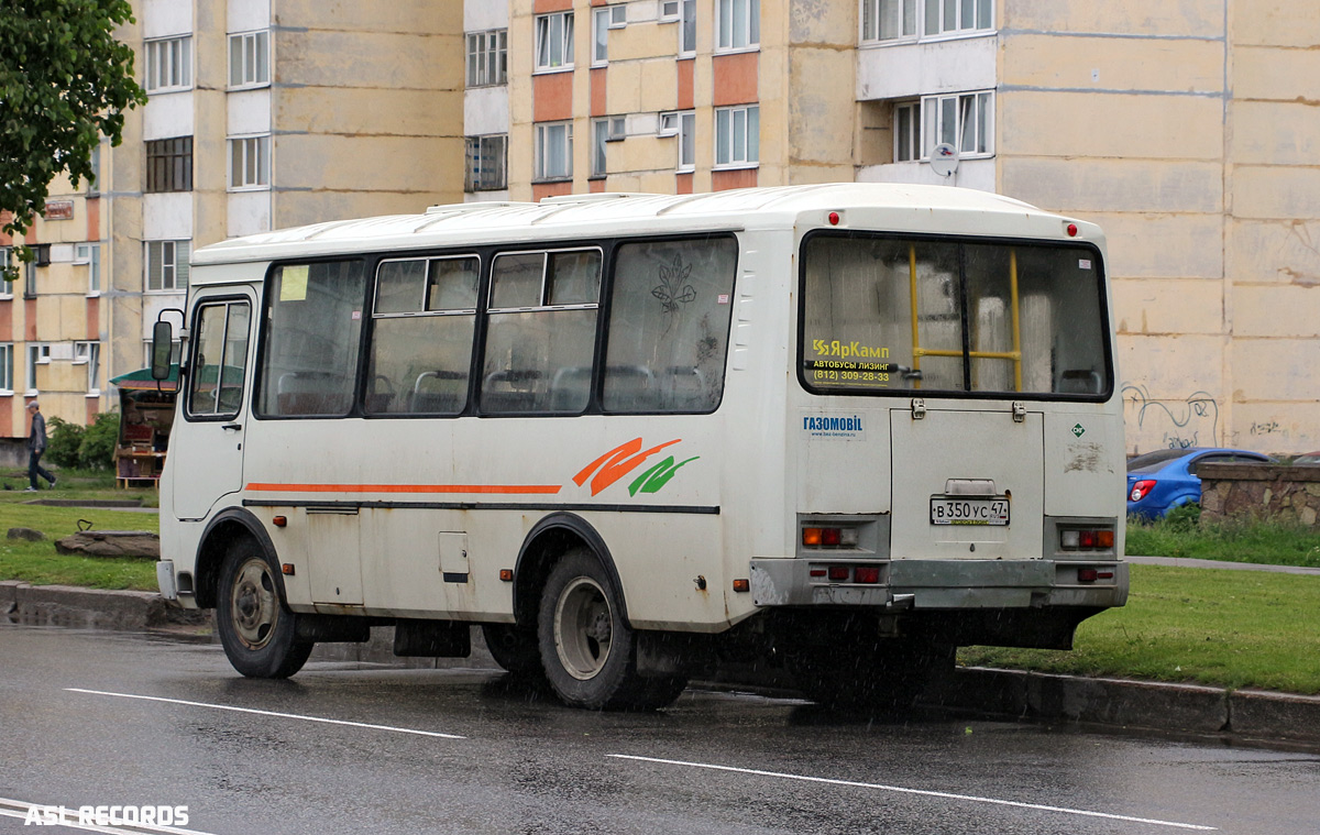 Ленинградская область, ПАЗ-32054 № 04124