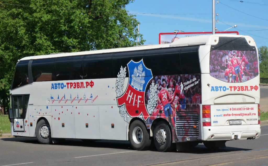 Псковская область, Neoplan PG4 N1117/3HC Spaceliner № Х 351 ЕУ 60