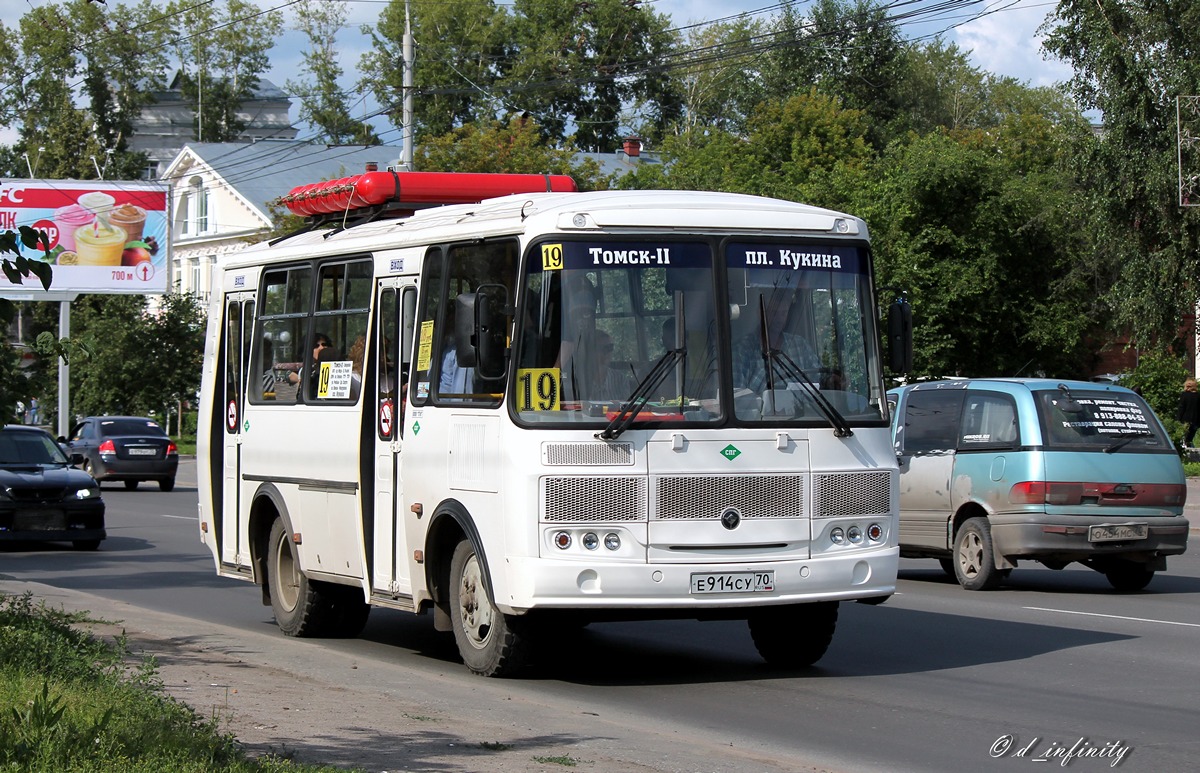 Oblast Tomsk, PAZ-32054 Nr. Е 914 СУ 70