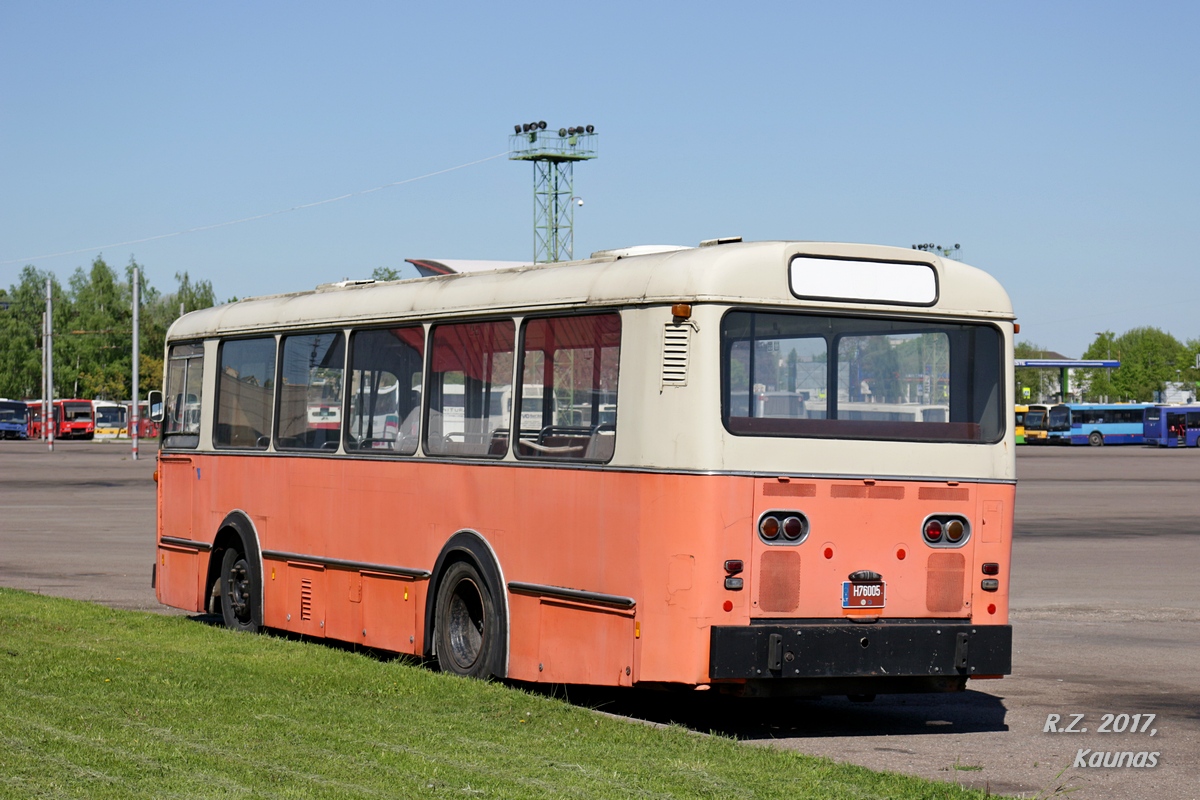 Литва, Van Hool AU124 № 032