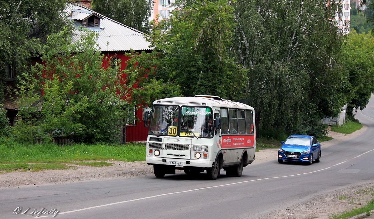 Томская область, ПАЗ-32051-110 № Е 165 УУ 70