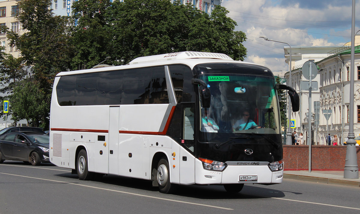 Москва, King Long XMQ6129Y № А 983 ХР 777