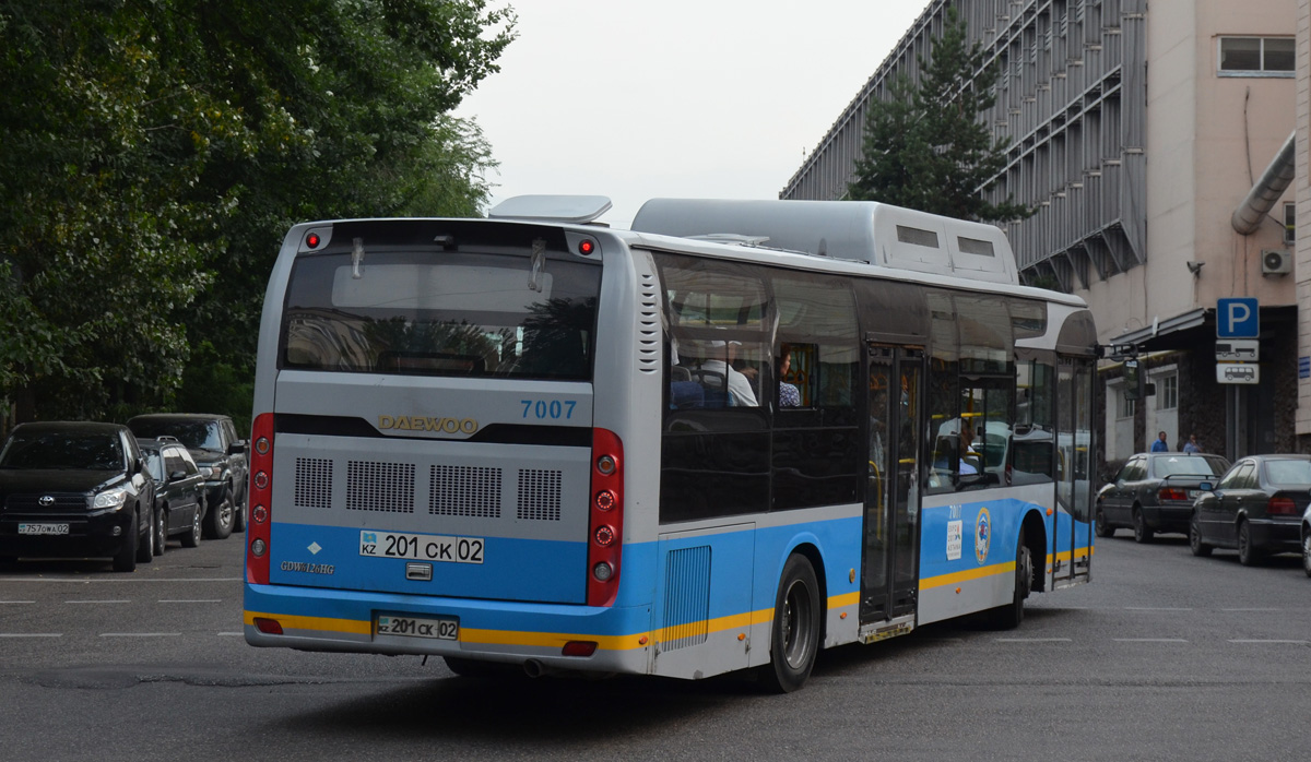 Алматы, Guilin Daewoo GDW6126CNG (СемАЗ) № 7007