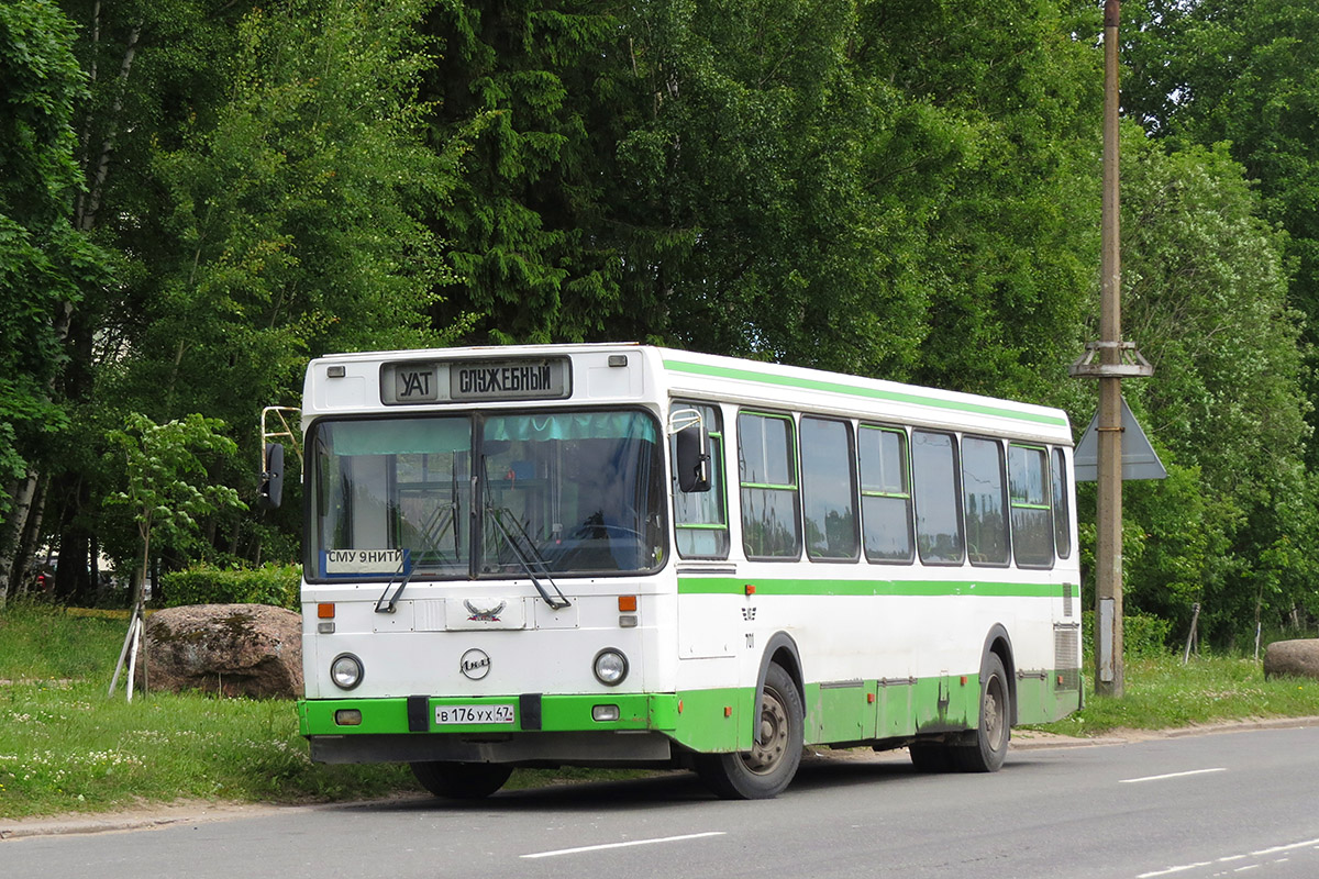 Ленинградская область, ЛиАЗ-5256.30 № 701