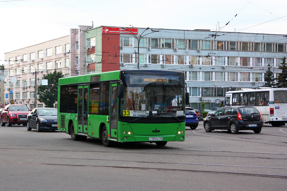 Tverská oblast, MAZ-206.060 č. С 935 МС 69