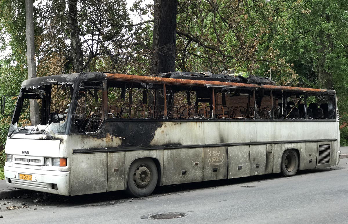 Saint Petersburg, Ikarus 253.52 # АВ 942 53