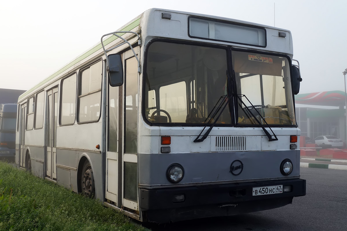 Ленинградская область, ЛиАЗ-5256 (ТоАЗ) № В 450 НС 47