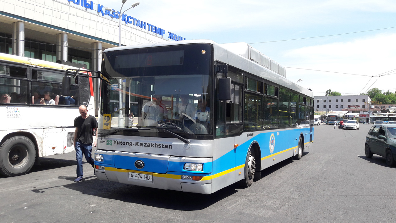 Алматы, Yutong ZK6120HGM № 060