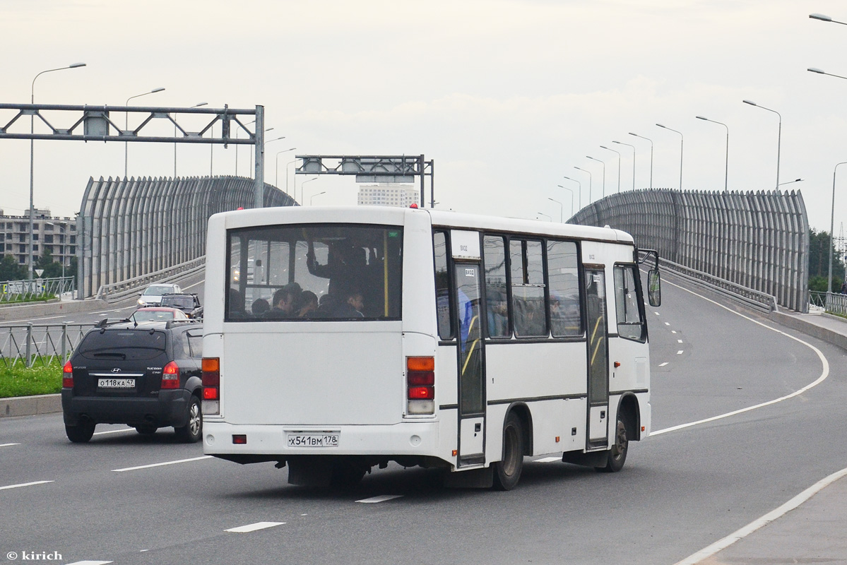 Санкт-Петербург, ПАЗ-320402-03 № Х 541 ВМ 178