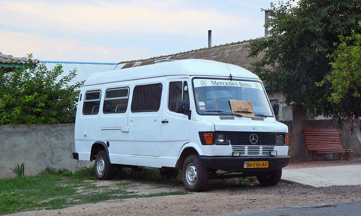 Oděská oblast, Mercedes-Benz T1 308D č. BH 0184 AA