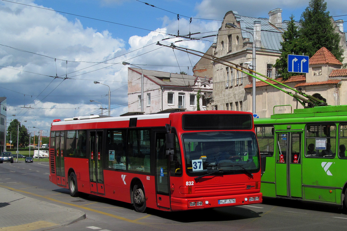 Литва, Den Oudsten Alliance City B96 № 832