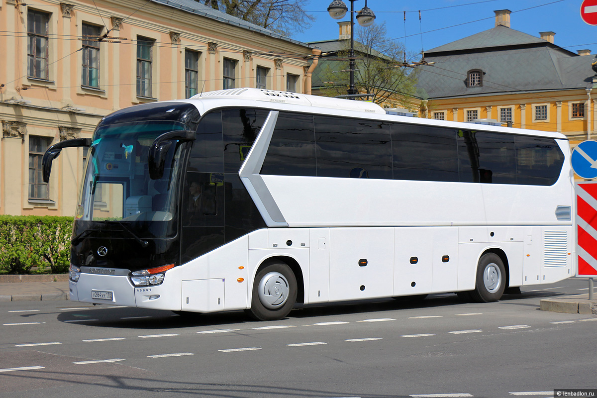 Szentpétervár, King Long XMQ6129Y sz.: У 284 ХК 178