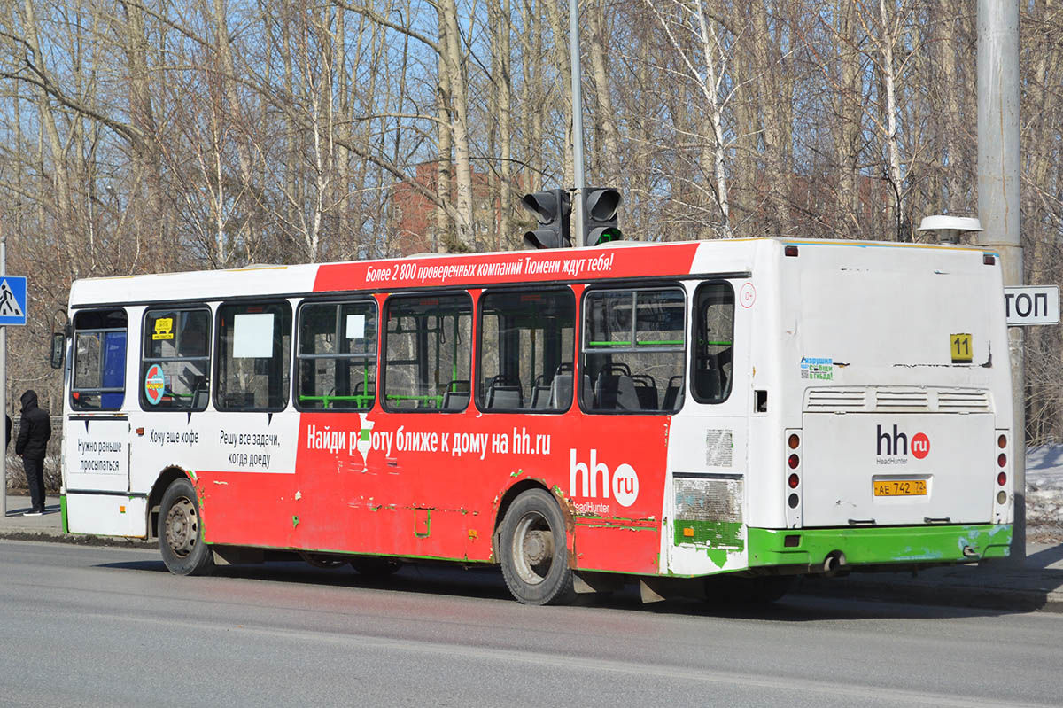 Тюменская область, ЛиАЗ-5293.00 № АЕ 742 72