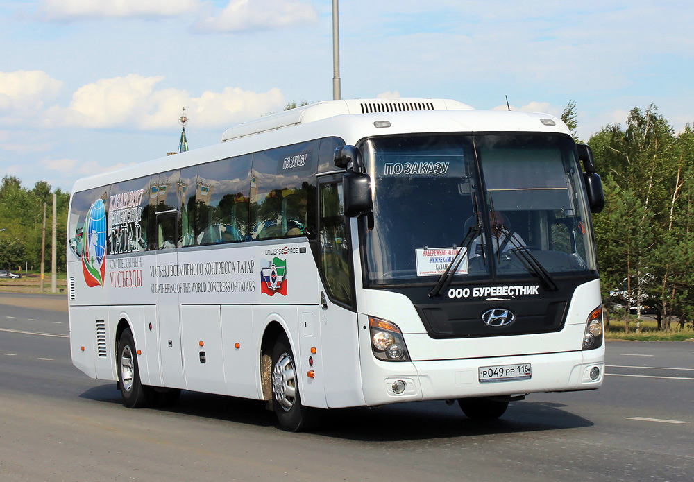 Татарстан, Hyundai Universe Space Luxury № Р 049 РР 116