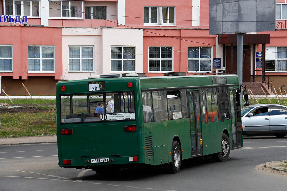 Пензенская область, Mercedes-Benz O405N2 № Р 258 КВ 58