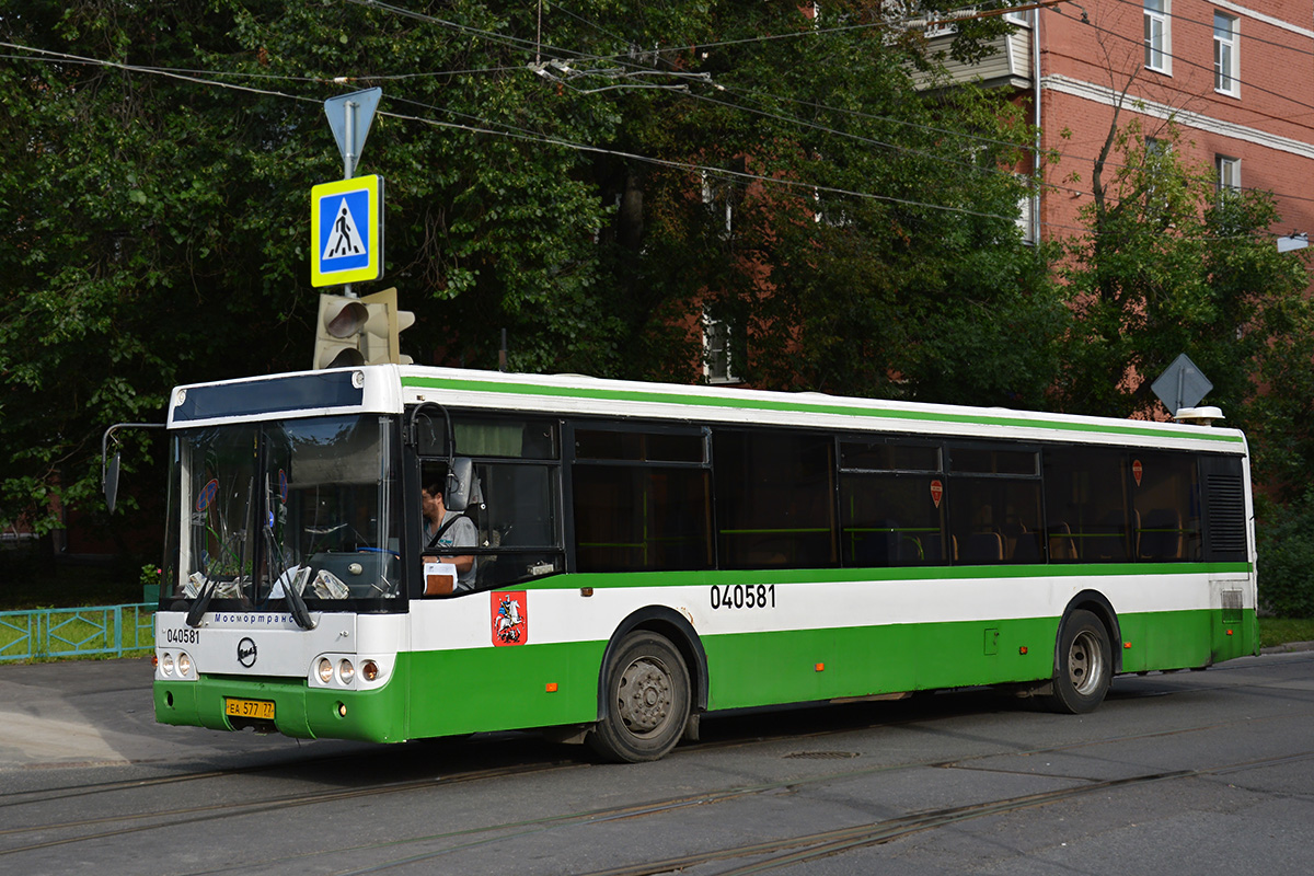 Moscow, LiAZ-5292.20 № 040581