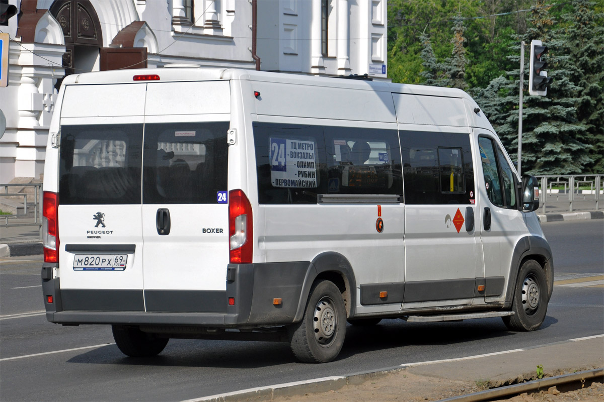 Тверская область, Нижегородец-2227SK (Peugeot Boxer) № М 820 РХ 69