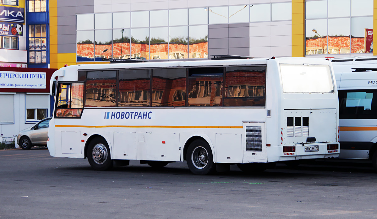Автобусы кашира москва сегодня. ПАЗ 4230. Автобус 381 Москва Кашира. Автобус Кашира. Автобус ПАЗ 4230 (2-2).