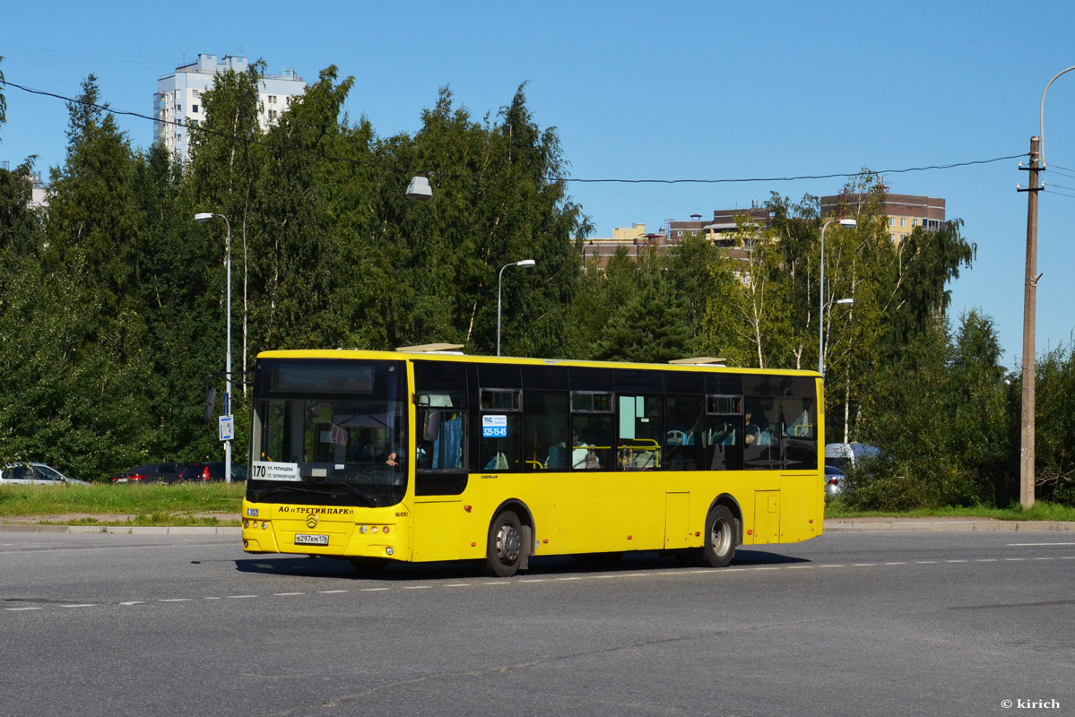 Санкт-Петербург, Golden Dragon XML6125CR № В 297 КМ 178