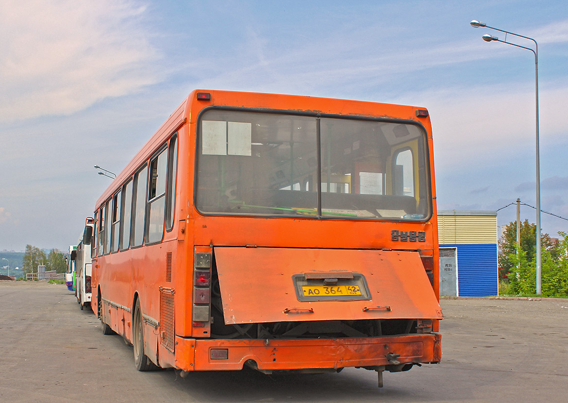 Kemerovo region - Kuzbass, LiAZ-5256.30 Nr. 325