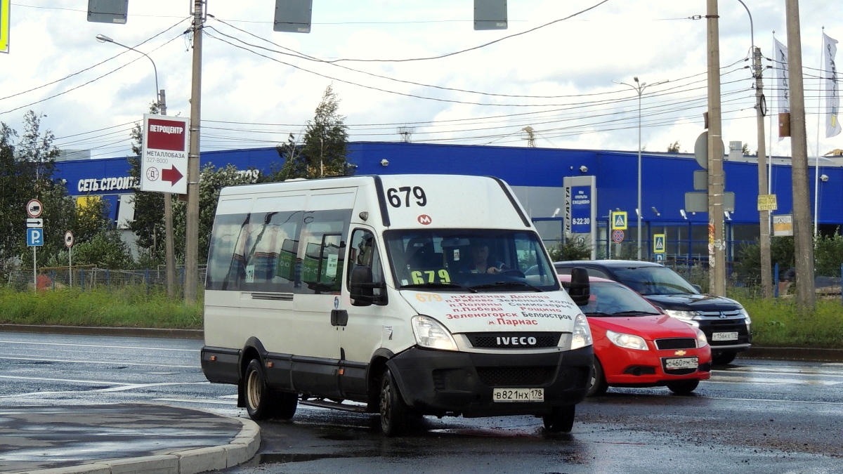 Санкт-Петербург, Нижегородец-2227UT (IVECO Daily) № В 821 НХ 178