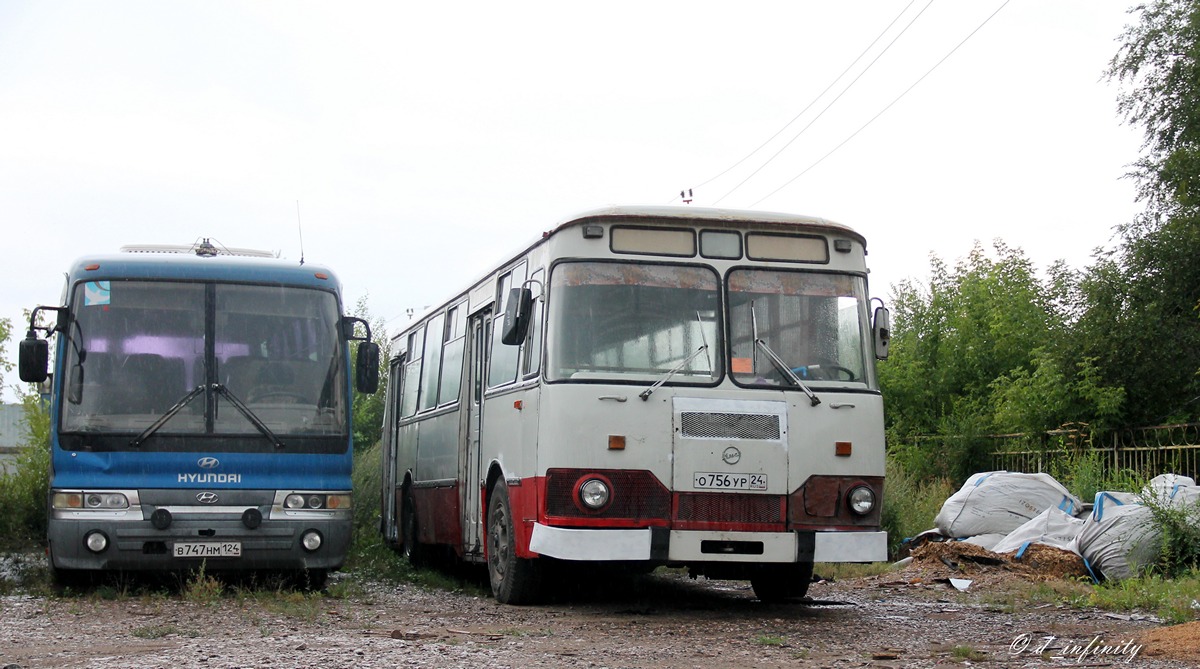 Krasznojarszki határterület, Hyundai AeroSpace LS sz.: В 747 НМ 124; Krasznojarszki határterület, LiAZ-677M sz.: О 756 УР 24