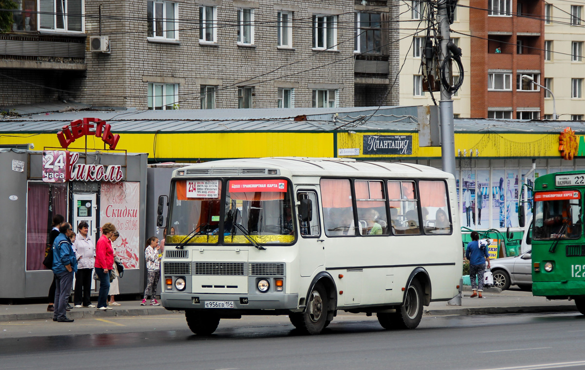 Новосибирская область, ПАЗ-32054 № Е 956 ЕВ 154