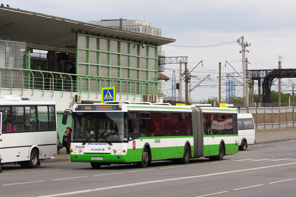 Москва, ЛиАЗ-6213.21 № 040668