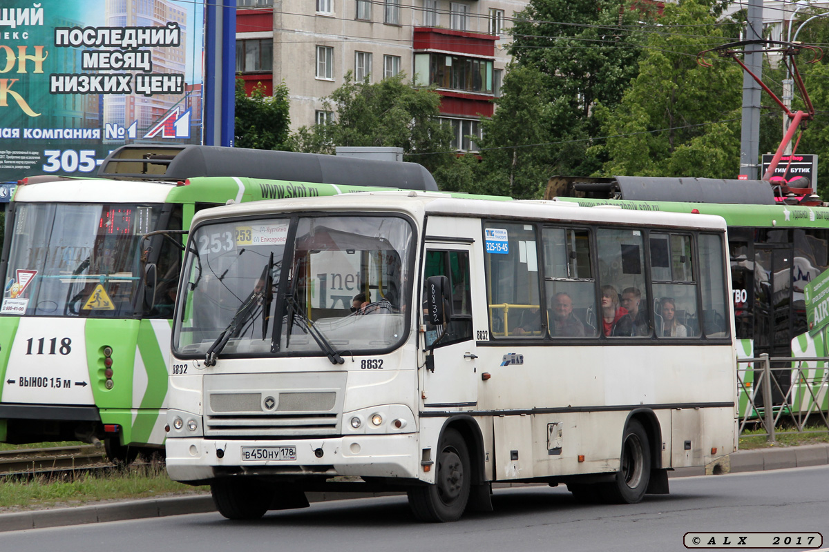 Санкт-Петербург, ПАЗ-320402-05 № 8832