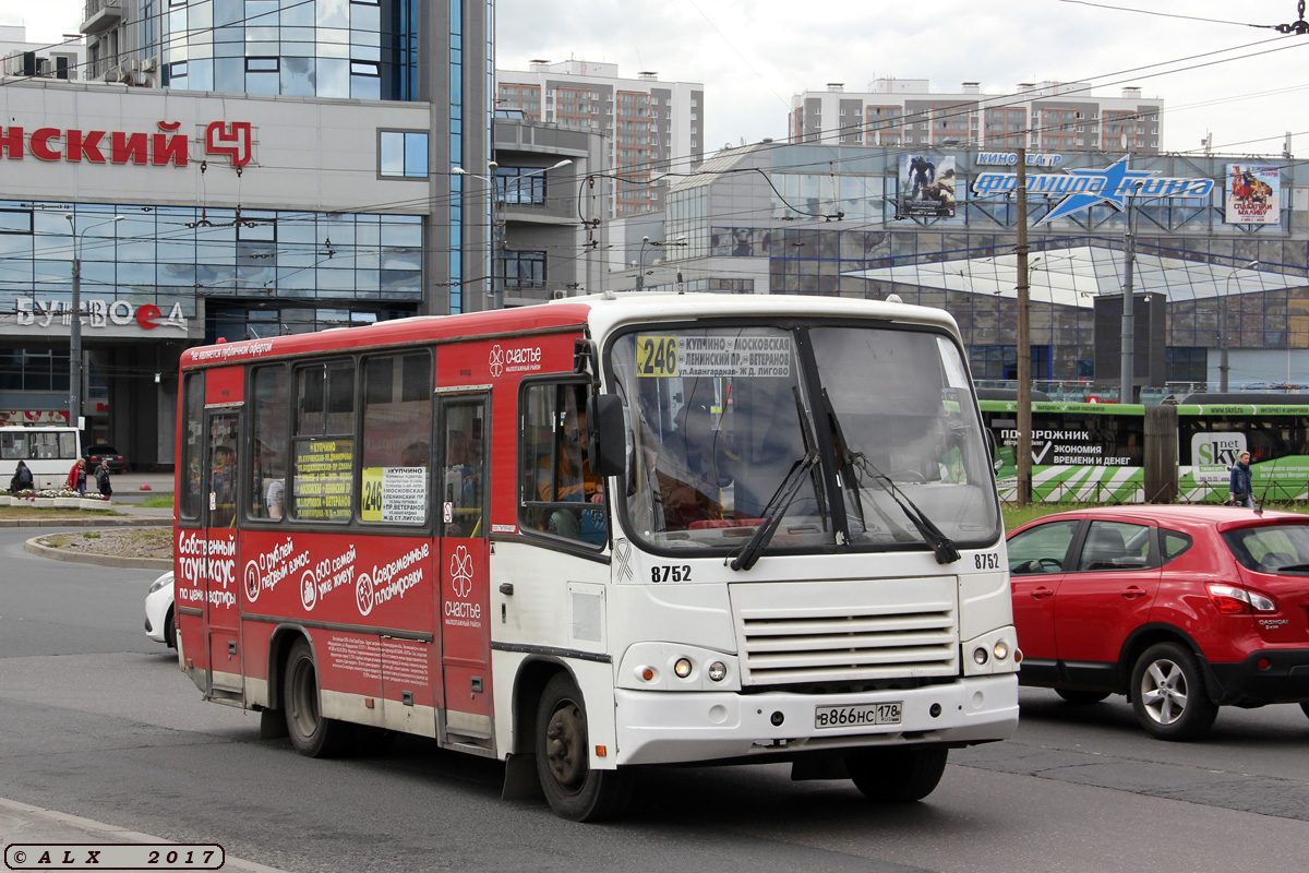 Szentpétervár, PAZ-320402-05 sz.: 8752